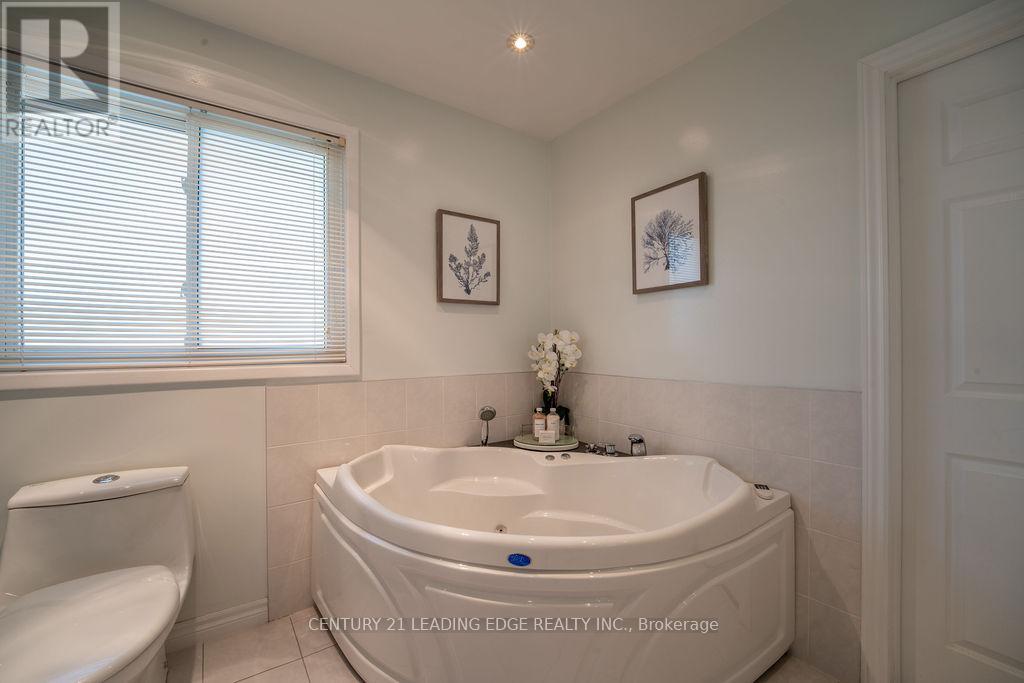 38 Hetherington Crescent, Vaughan, Ontario  L4J 2M2 - Photo 45 - N12845678