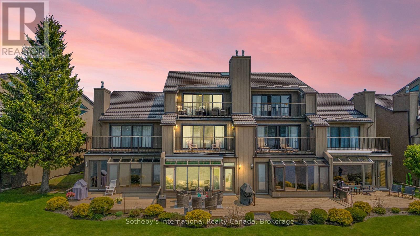 10 - 8 BECK BOULEVARD, Penetanguishene, Ontario