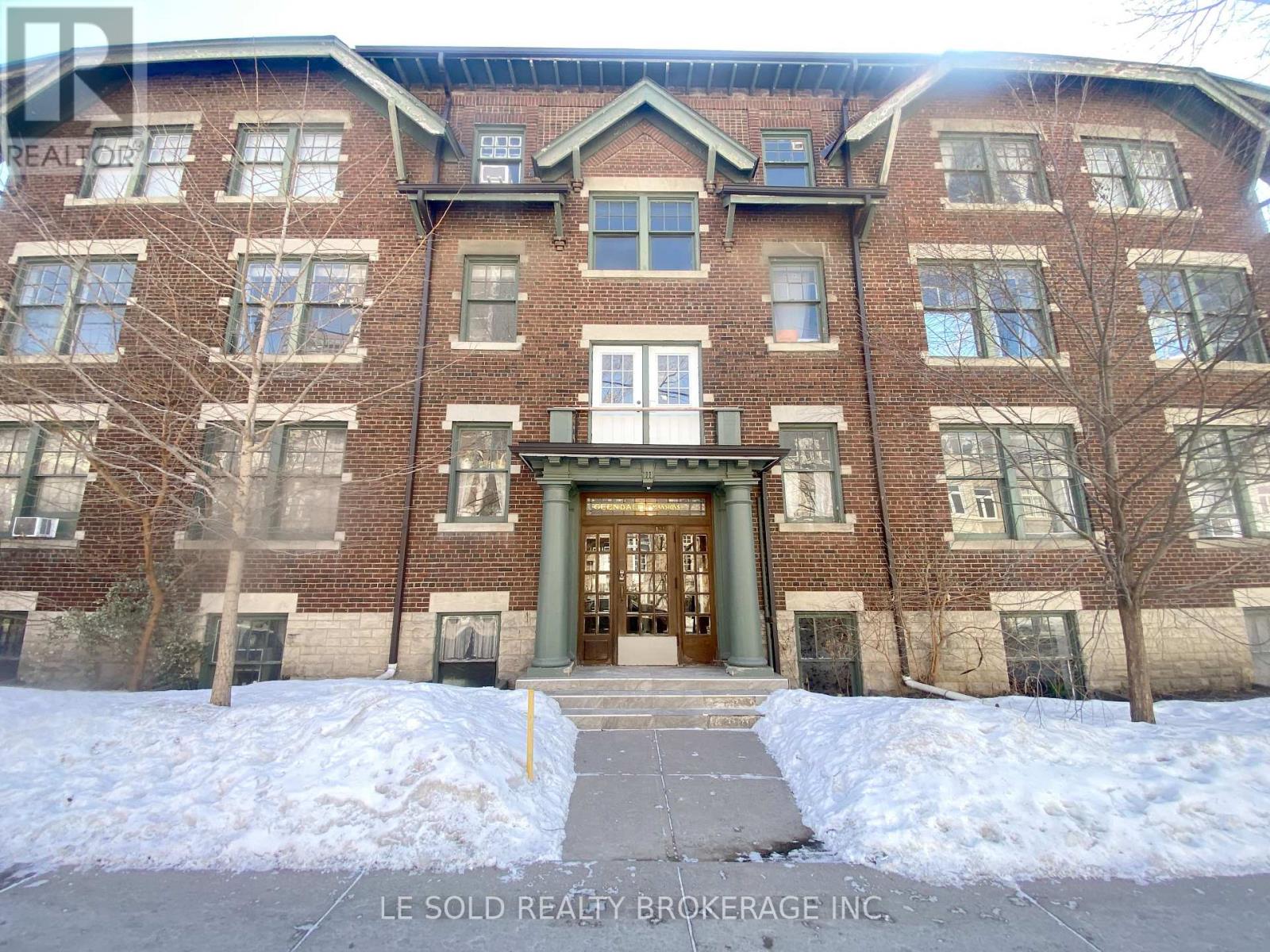 221 - 125 EARL PLACE, Toronto, Ontario