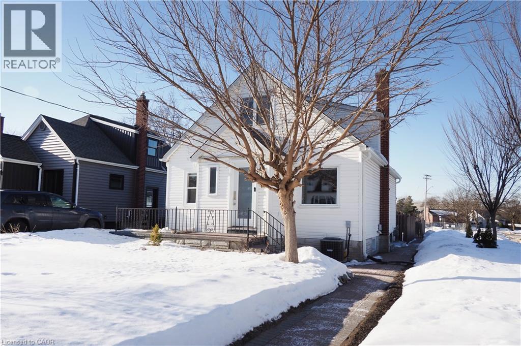 354 Blucher Boulevard, Kitchener, Ontario  N2H 5V9 - Photo 2 - 40807067