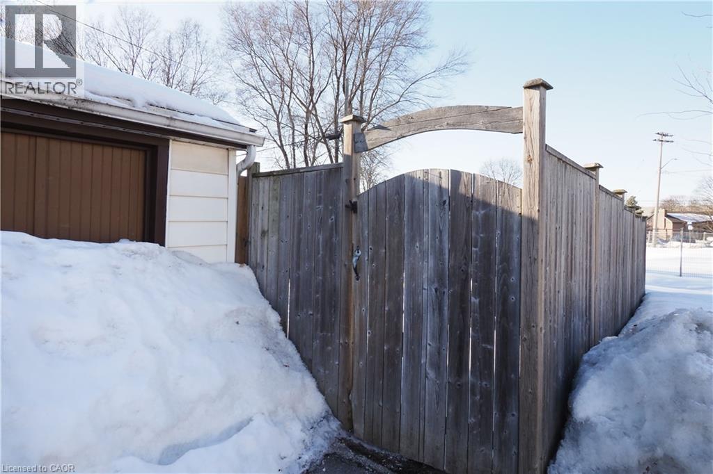 354 Blucher Boulevard, Kitchener, Ontario  N2H 5V9 - Photo 40 - 40807067