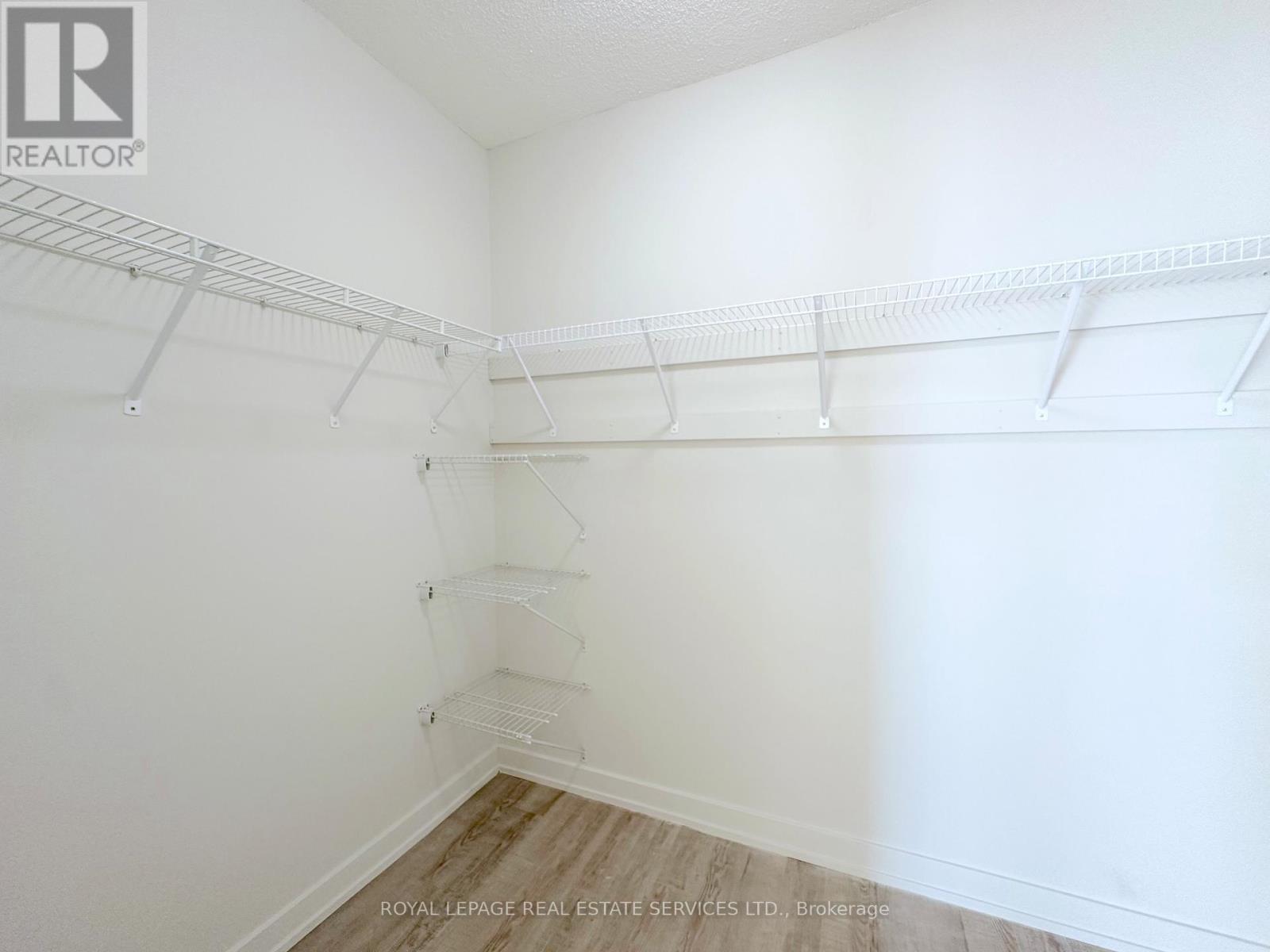 411 - 763 Woodbine Avenue, Toronto, Ontario  M4E 2J4 - Photo 12 - E12847538