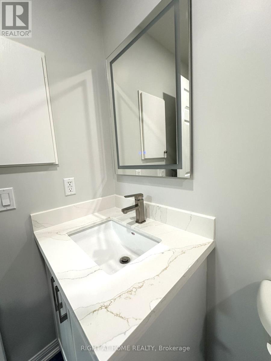 56 Longueuil Place, Whitby, Ontario  L1R 3H1 - Photo 15 - E12847578