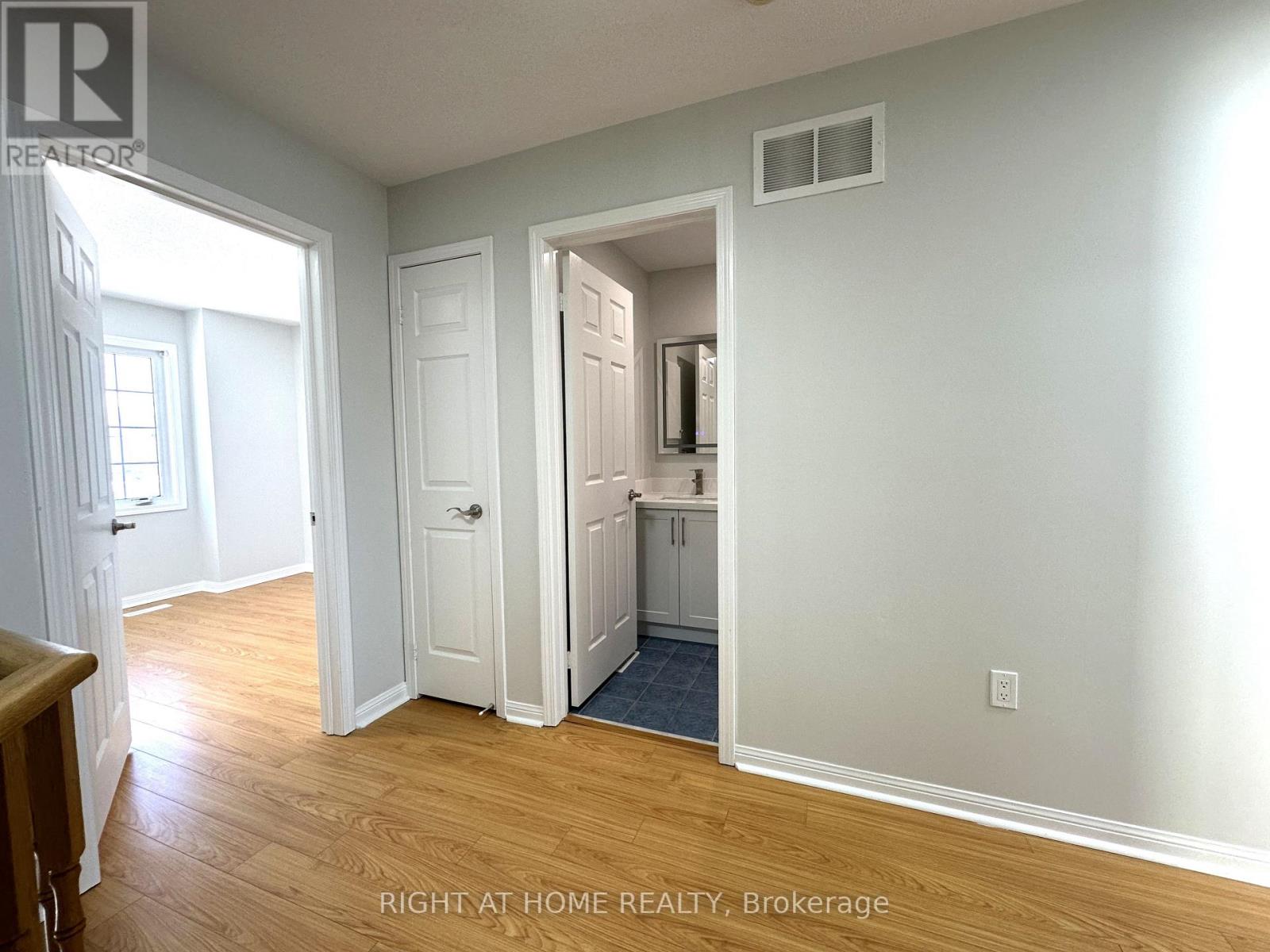 56 Longueuil Place, Whitby, Ontario  L1R 3H1 - Photo 23 - E12847578