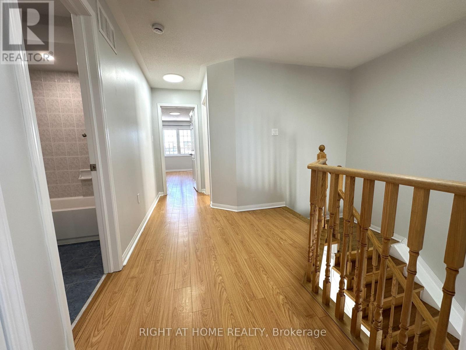 56 Longueuil Place, Whitby, Ontario  L1R 3H1 - Photo 24 - E12847578