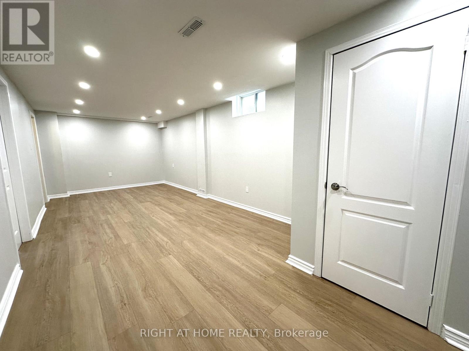 56 Longueuil Place, Whitby, Ontario  L1R 3H1 - Photo 33 - E12847578