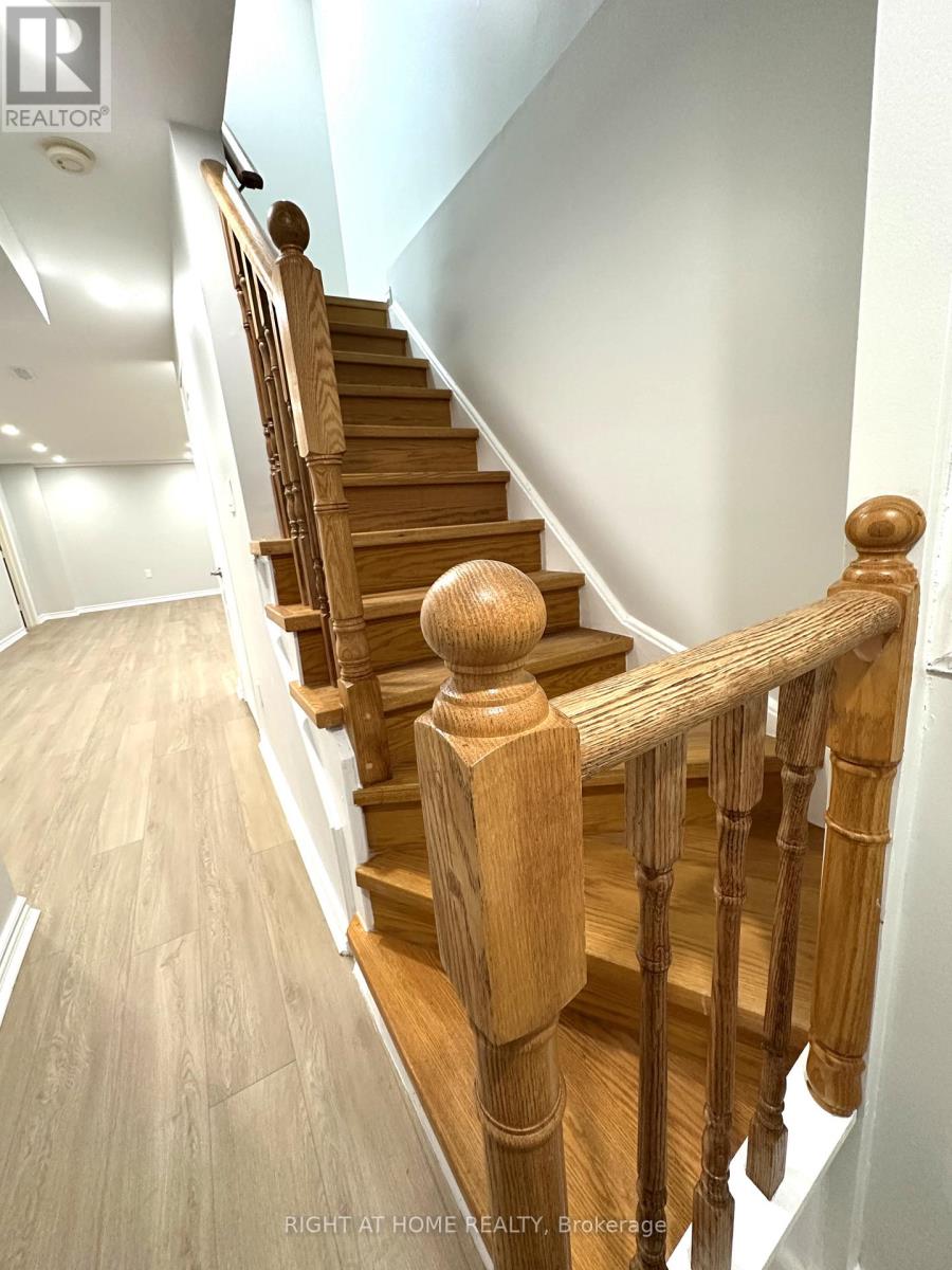 56 Longueuil Place, Whitby, Ontario  L1R 3H1 - Photo 36 - E12847578