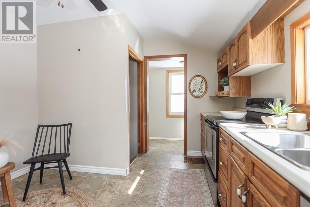 9 Power Street, Copper Cliff, Ontario  P0M 1N0 - Photo 13 - 2126642