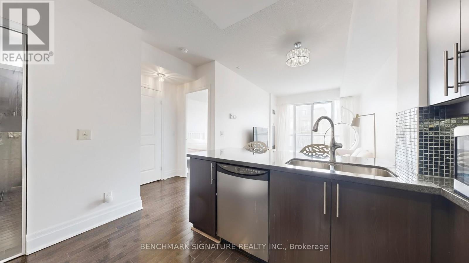 318 - 39 Upper Duke Crescent, Markham, Ontario  L6G 0B8 - Photo 28 - N12847580