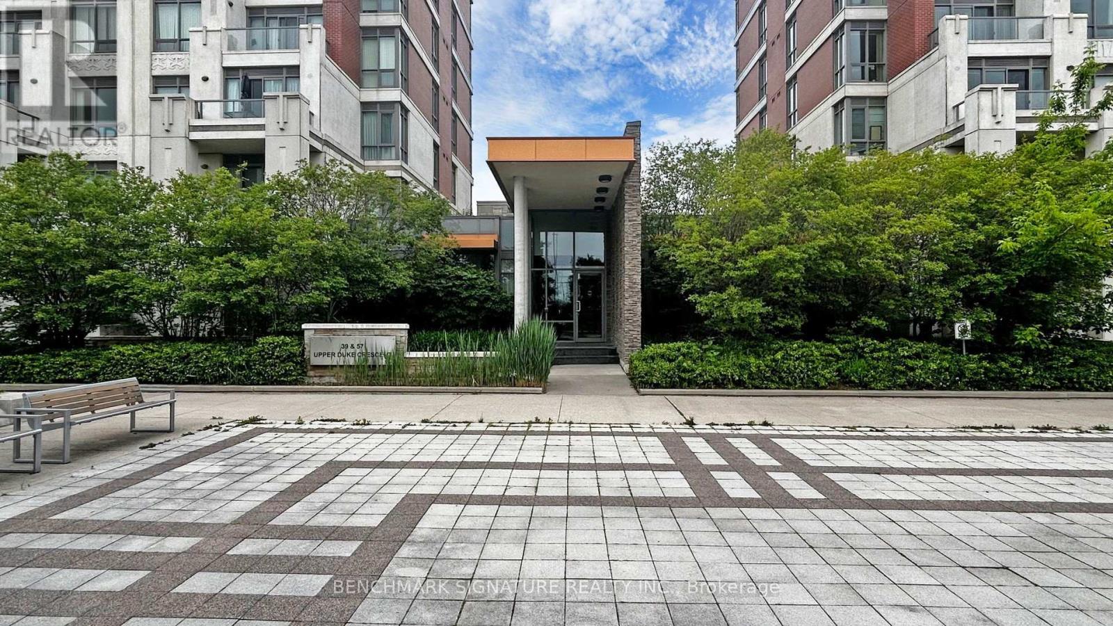 318 - 39 Upper Duke Crescent, Markham, Ontario  L6G 0B8 - Photo 3 - N12847580