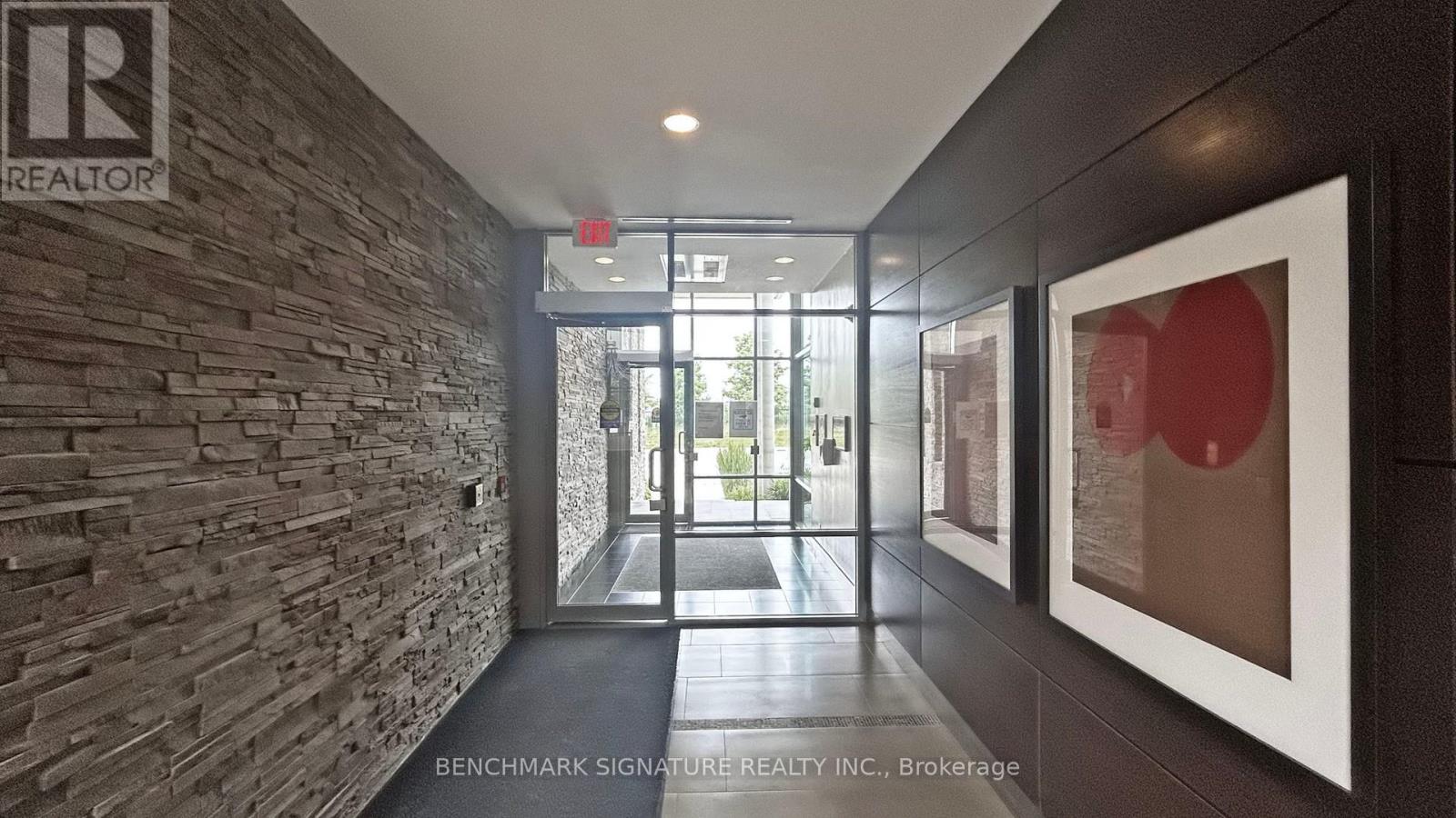 318 - 39 Upper Duke Crescent, Markham, Ontario  L6G 0B8 - Photo 6 - N12847580