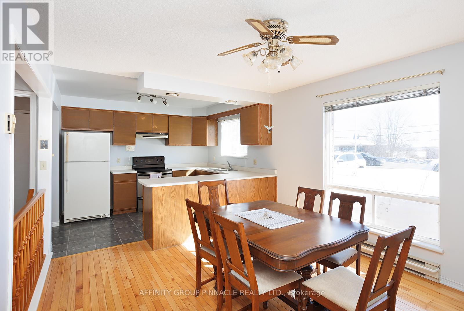 4055 35 Highway, Kawartha Lakes (Fenelon), Ontario  K0M 1A0 - Photo 15 - X12839490