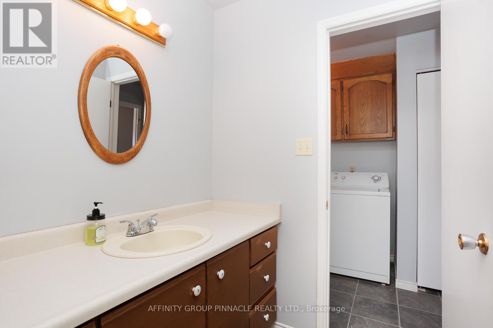 4055 35 Highway, Kawartha Lakes (Fenelon), Ontario  K0M 1A0 - Photo 27 - X12839490