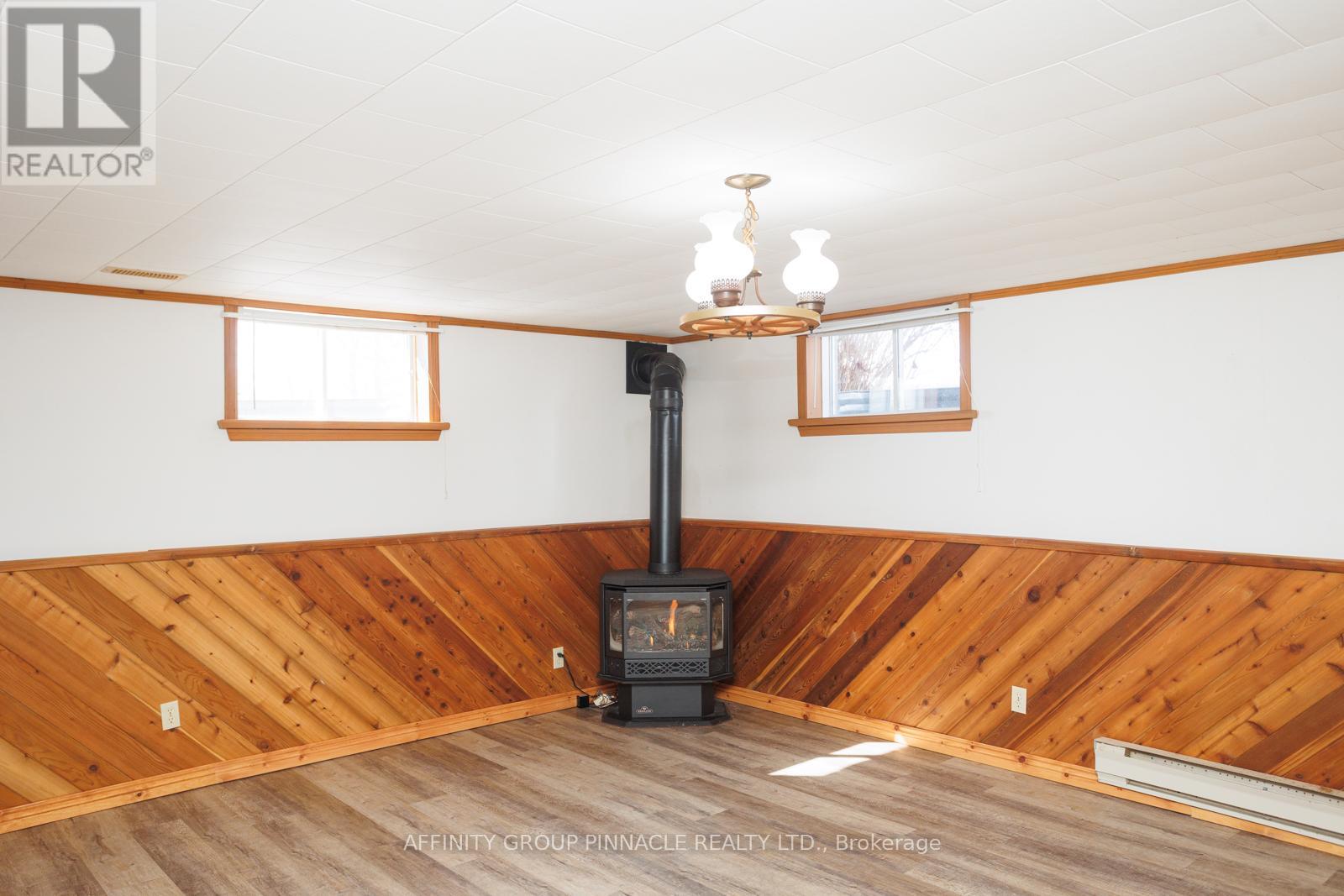 4055 35 Highway, Kawartha Lakes (Fenelon), Ontario  K0M 1A0 - Photo 29 - X12839490