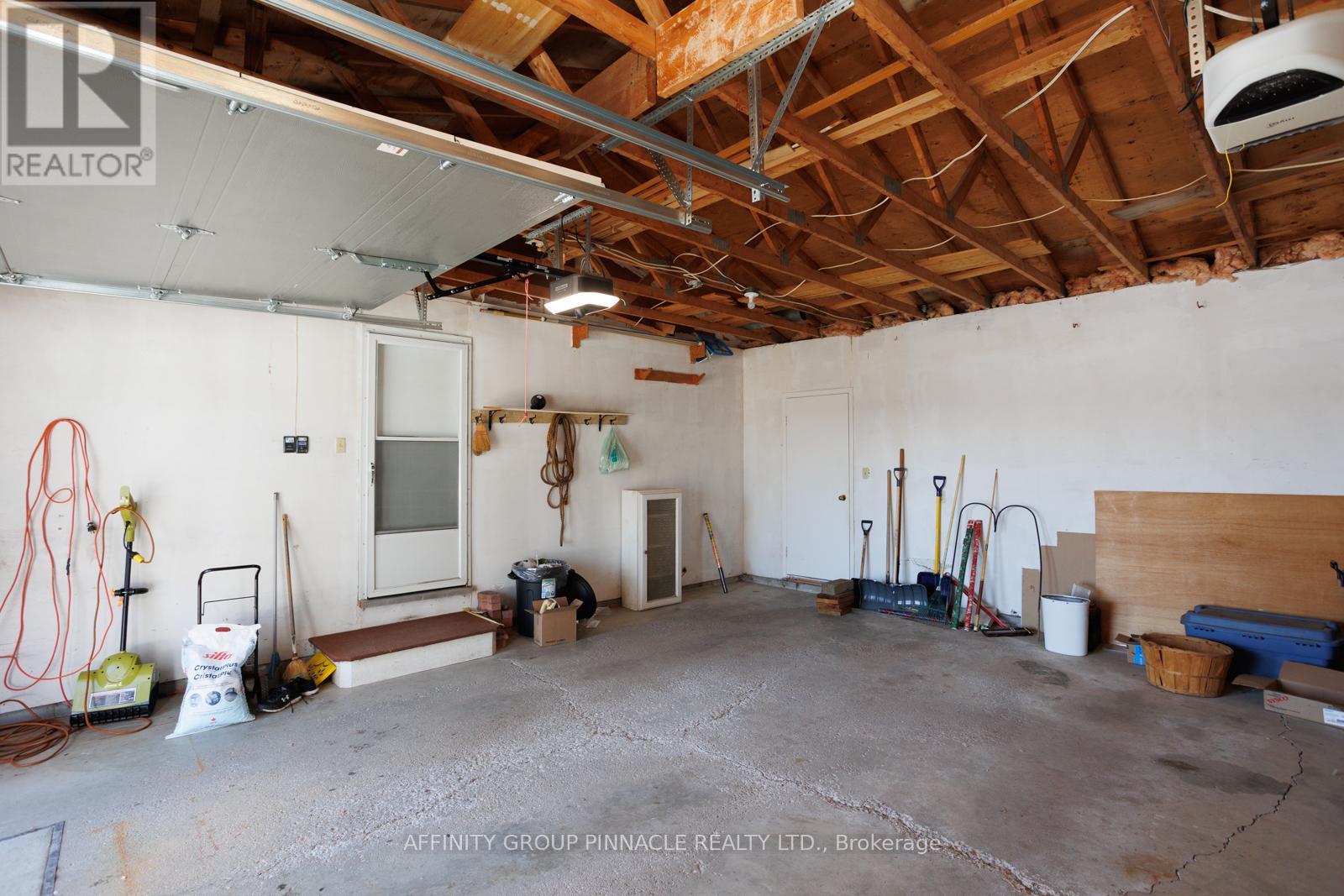 4055 35 Highway, Kawartha Lakes (Fenelon), Ontario  K0M 1A0 - Photo 38 - X12839490