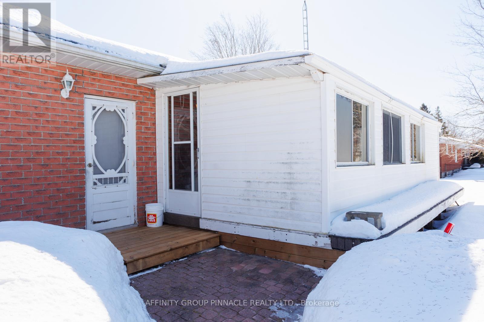 4055 35 Highway, Kawartha Lakes (Fenelon), Ontario  K0M 1A0 - Photo 6 - X12839490