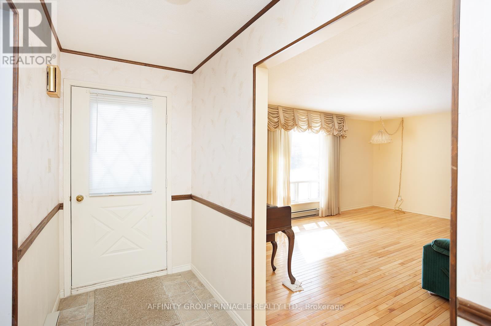 4055 35 Highway, Kawartha Lakes (Fenelon), Ontario  K0M 1A0 - Photo 7 - X12839490