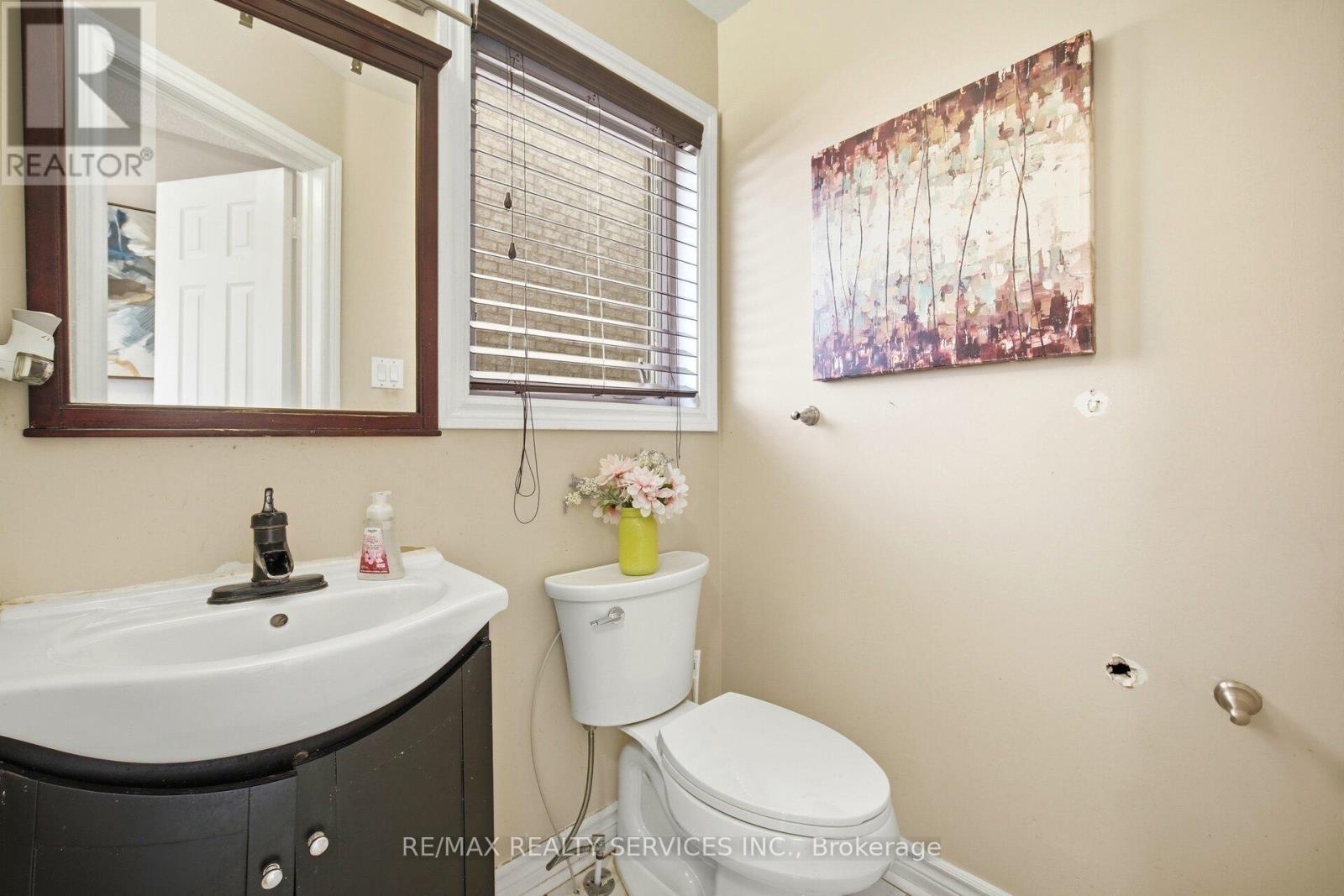 122 Twin Pines Crescent, Brampton (Northwest Sandalwood Parkway), Ontario  L7A 1N1 - Photo 20 - W12847524