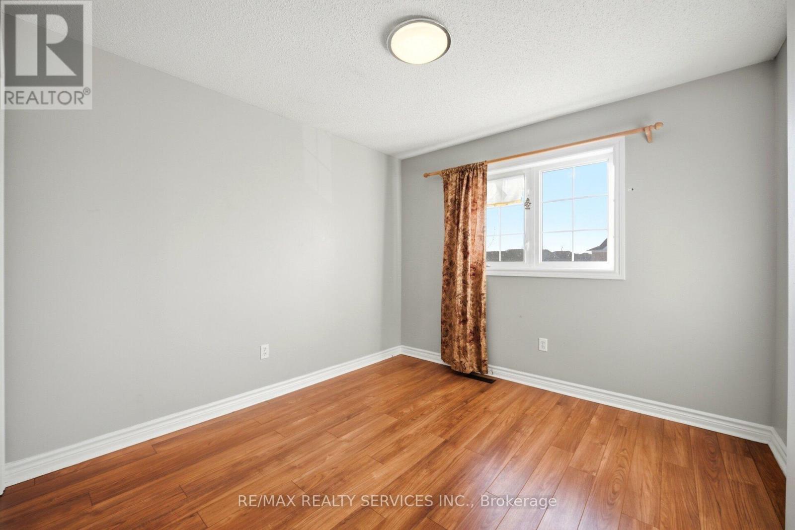 122 Twin Pines Crescent, Brampton (Northwest Sandalwood Parkway), Ontario  L7A 1N1 - Photo 28 - W12847524