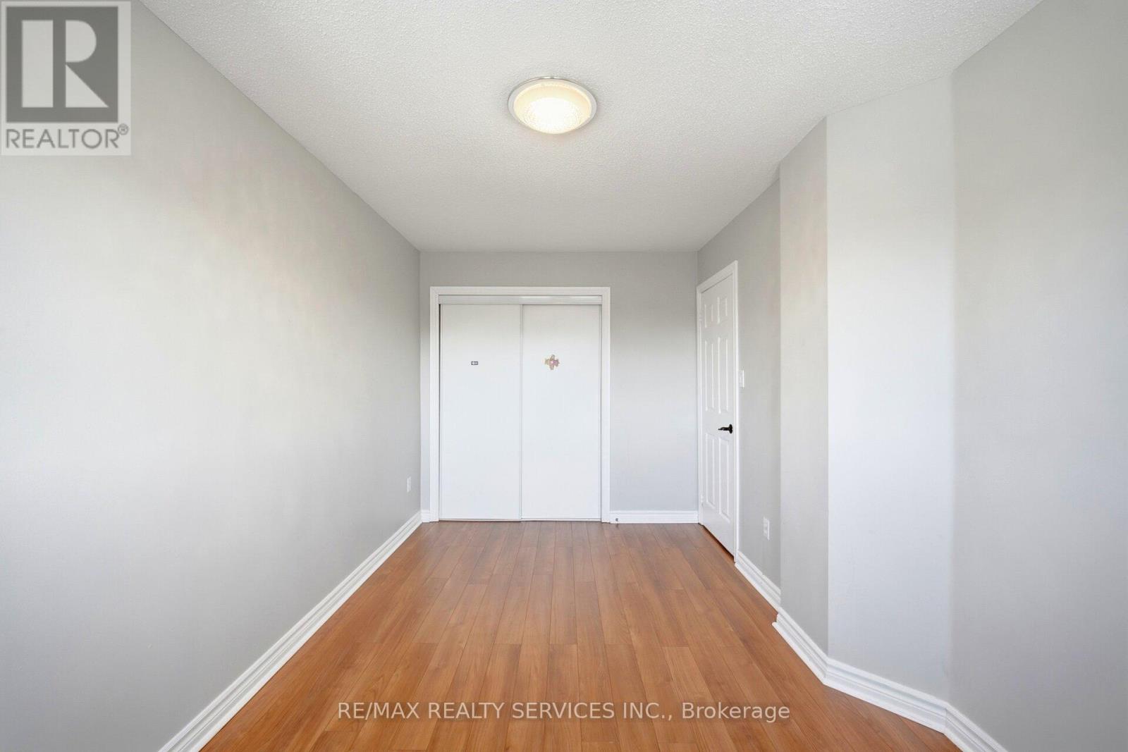 122 Twin Pines Crescent, Brampton (Northwest Sandalwood Parkway), Ontario  L7A 1N1 - Photo 32 - W12847524