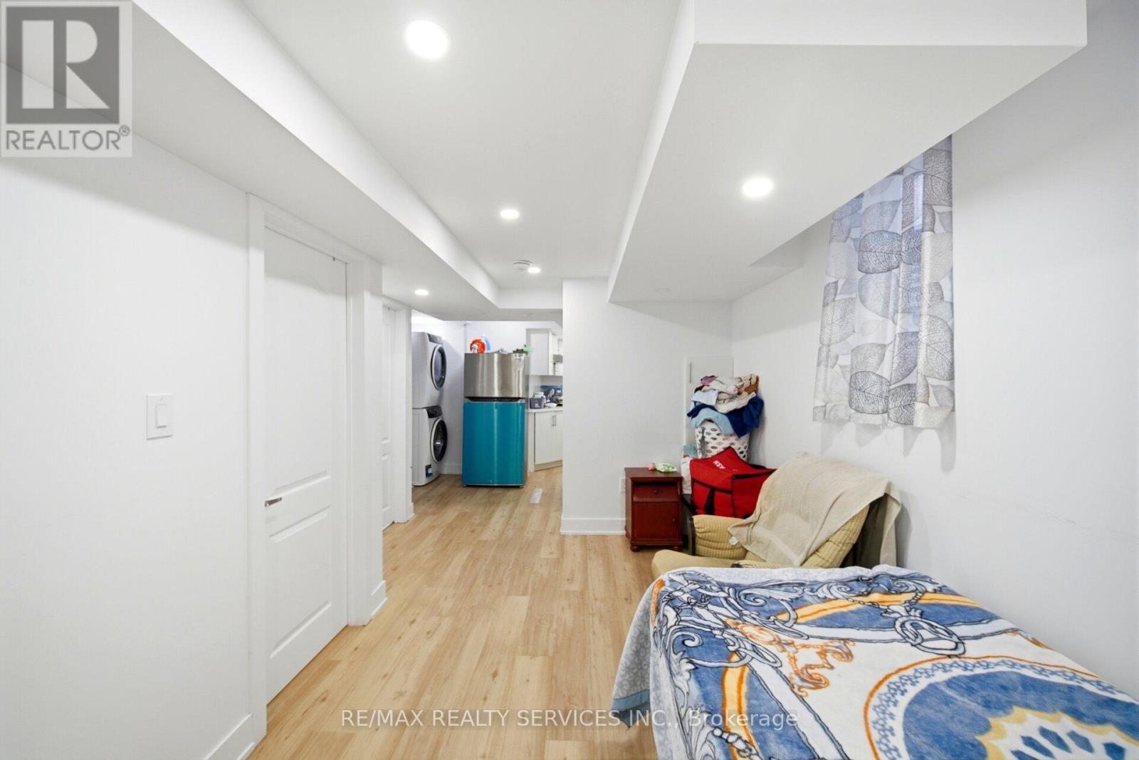 122 Twin Pines Crescent, Brampton (Northwest Sandalwood Parkway), Ontario  L7A 1N1 - Photo 36 - W12847524