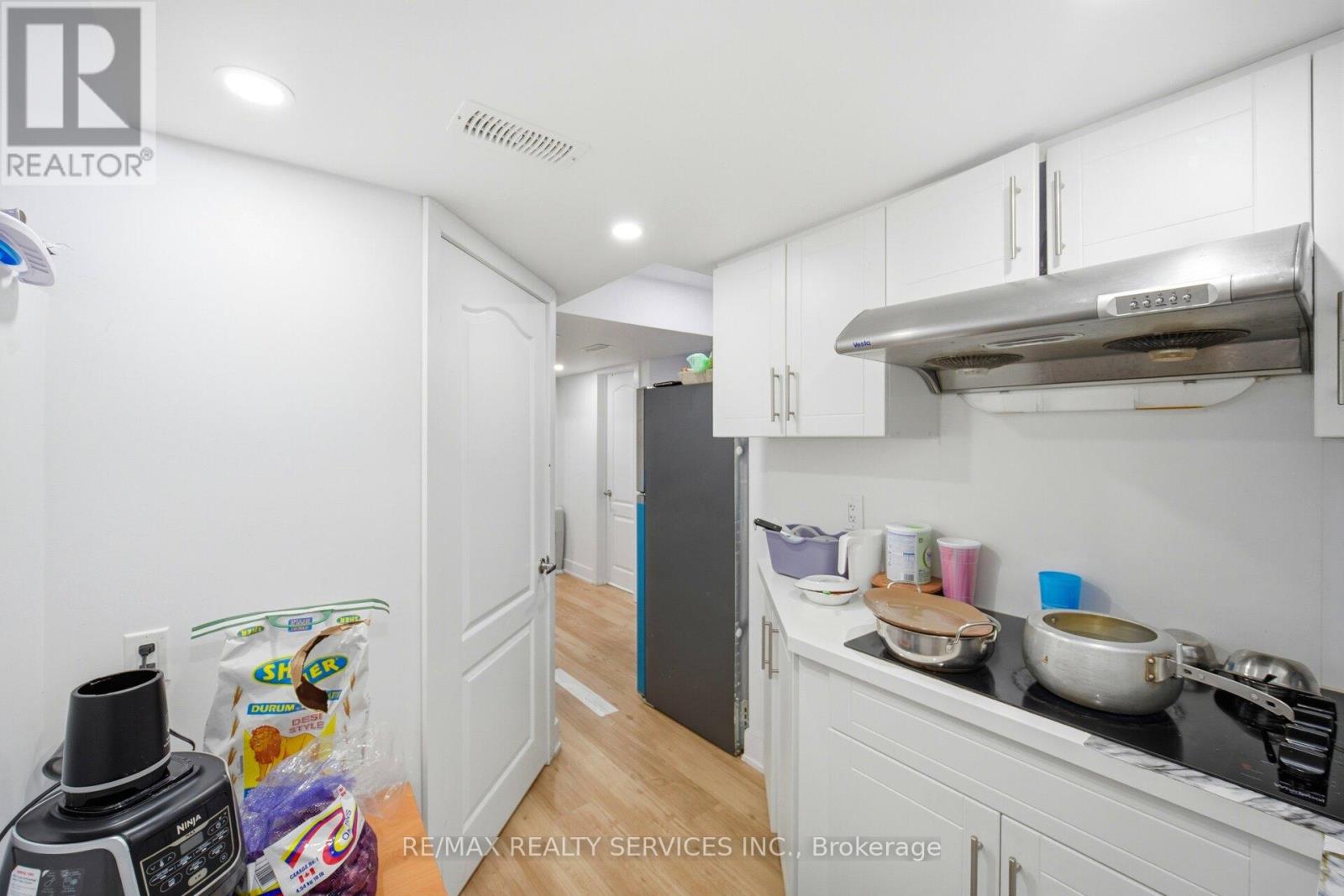 122 Twin Pines Crescent, Brampton (Northwest Sandalwood Parkway), Ontario  L7A 1N1 - Photo 39 - W12847524