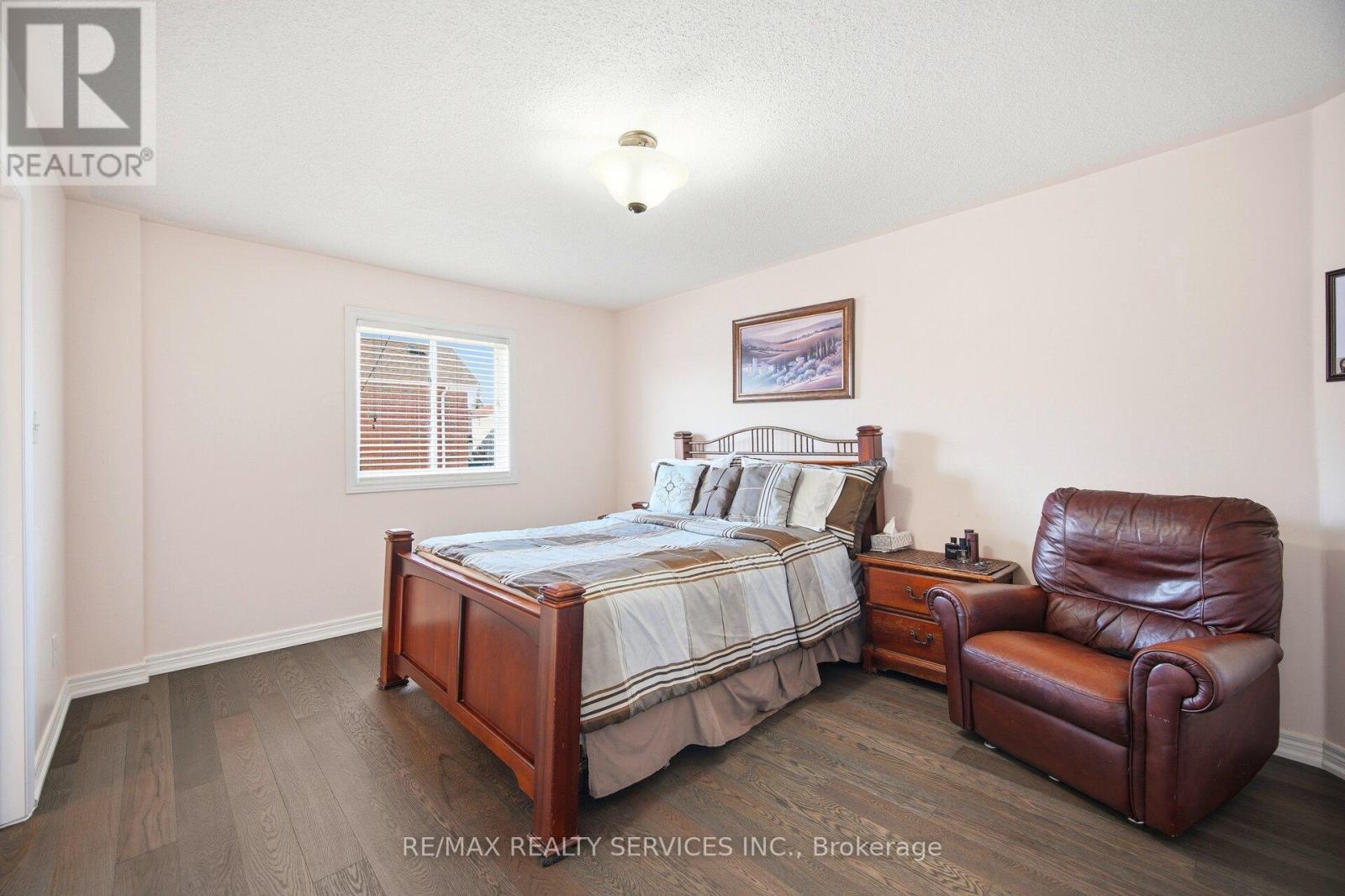 28 Gold Park Place, Brampton, Ontario  L7A 2E2 - Photo 22 - W12847532