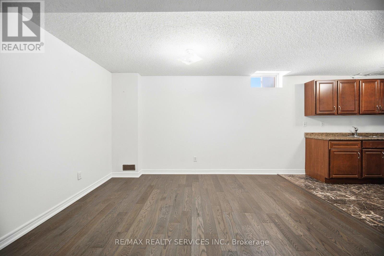 28 Gold Park Place, Brampton, Ontario  L7A 2E2 - Photo 41 - W12847532