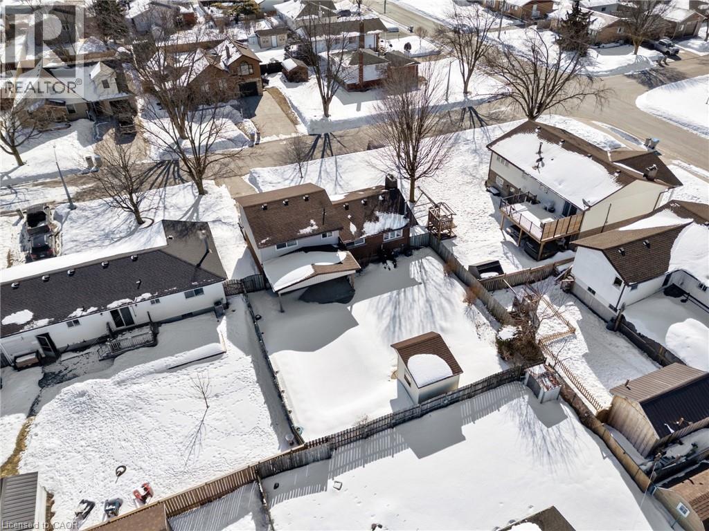 218 Arris Crescent, Mitchell, Ontario  N0K 1N0 - Photo 43 - 40807832