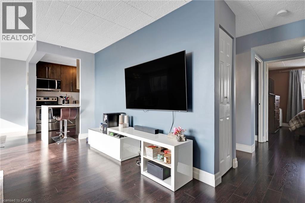 6 Walton Avenue Unit# 310, Kitchener, Ontario  N2C 2B5 - Photo 2 - 40806921