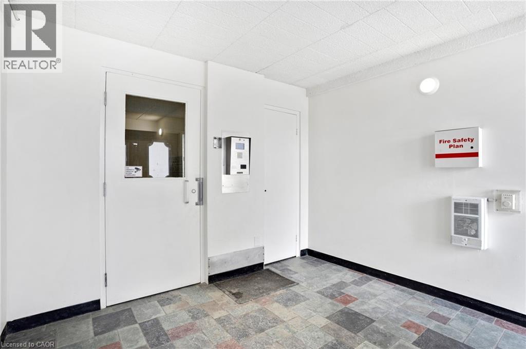 6 Walton Avenue Unit# 310, Kitchener, Ontario  N2C 2B5 - Photo 29 - 40806921