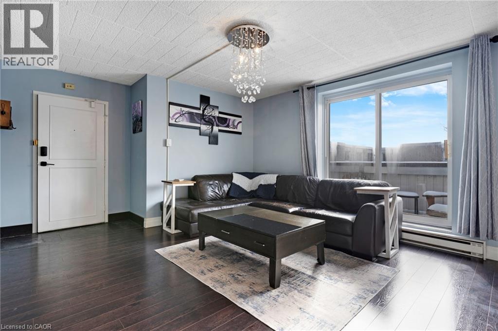 6 Walton Avenue Unit# 310, Kitchener, Ontario  N2C 2B5 - Photo 3 - 40806921