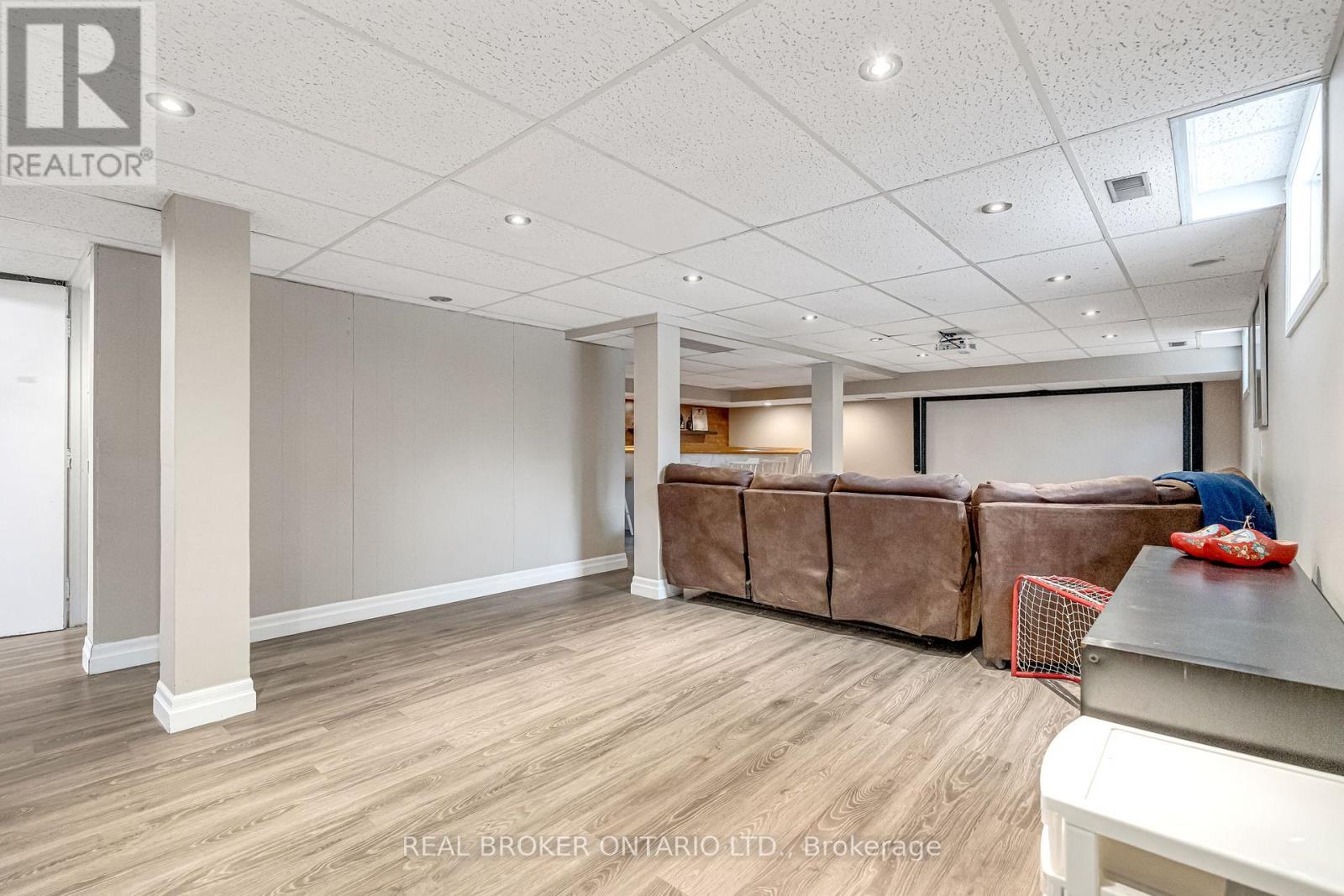 30 Carl Crescent, Hamilton, Ontario  L8B 0G5 - Photo 29 - X12847574