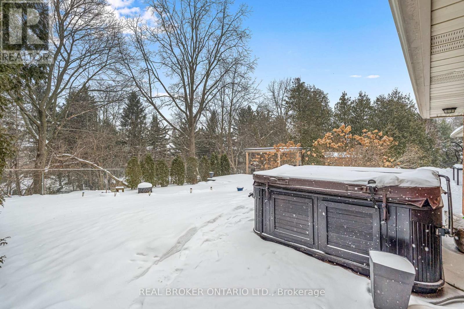 30 Carl Crescent, Hamilton, Ontario  L8B 0G5 - Photo 41 - X12847574