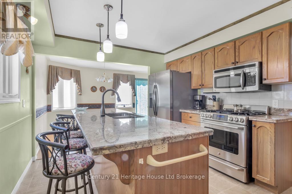 58 Wilkins Crescent, Tillsonburg, Ontario  N4G 5M5 - Photo 8 - X12847690