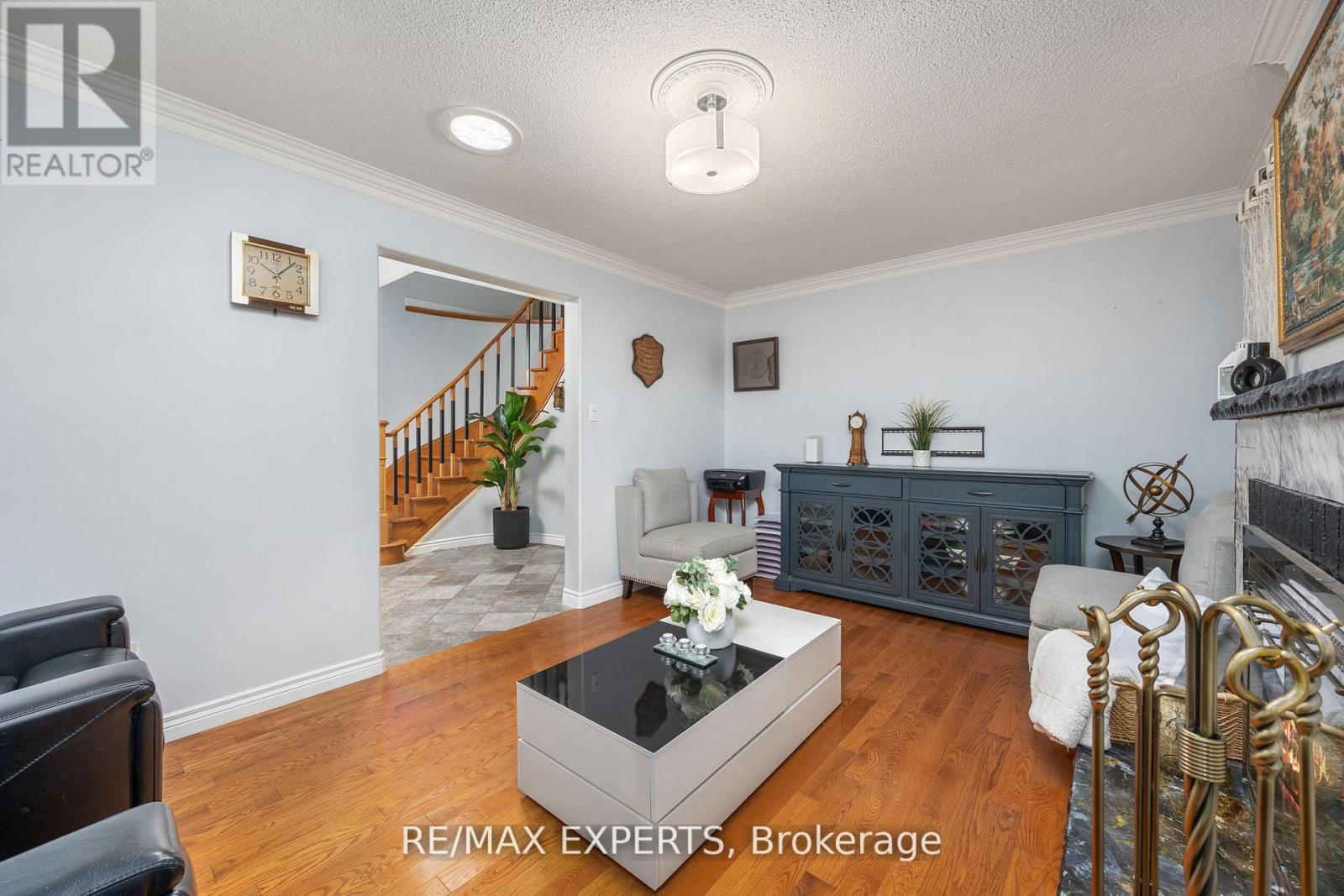 482 Malaga Road, Mississauga, Ontario  L5B 3W2 - Photo 13 - W12672466