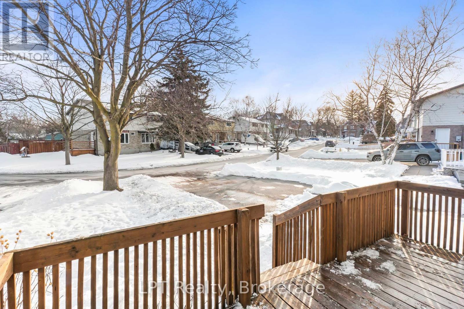 118 Capreol Court, Oshawa, Ontario  L1J 6E6 - Photo 3 - E12847648