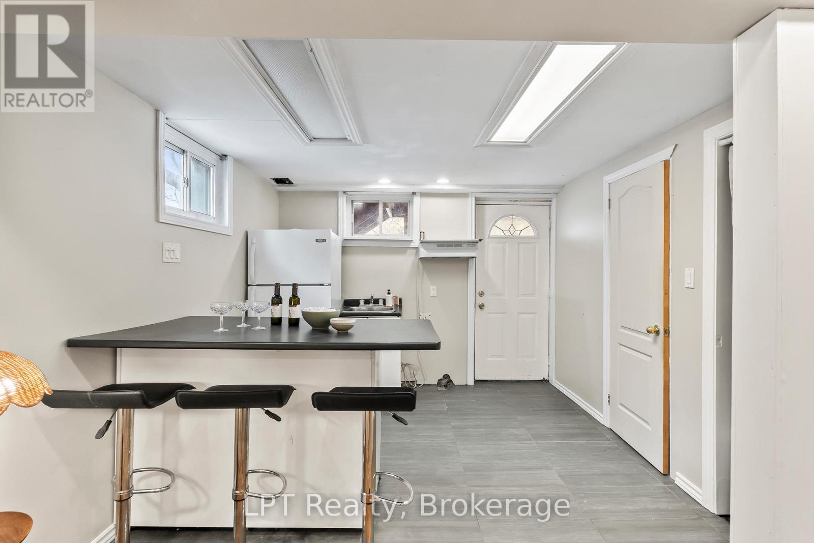 118 Capreol Court, Oshawa, Ontario  L1J 6E6 - Photo 33 - E12847648