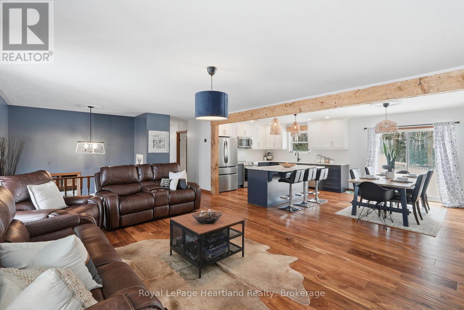 5427 Highway 87 Highway, Minto, Ontario  N0G 1Z0 - Photo 11 - X12847598