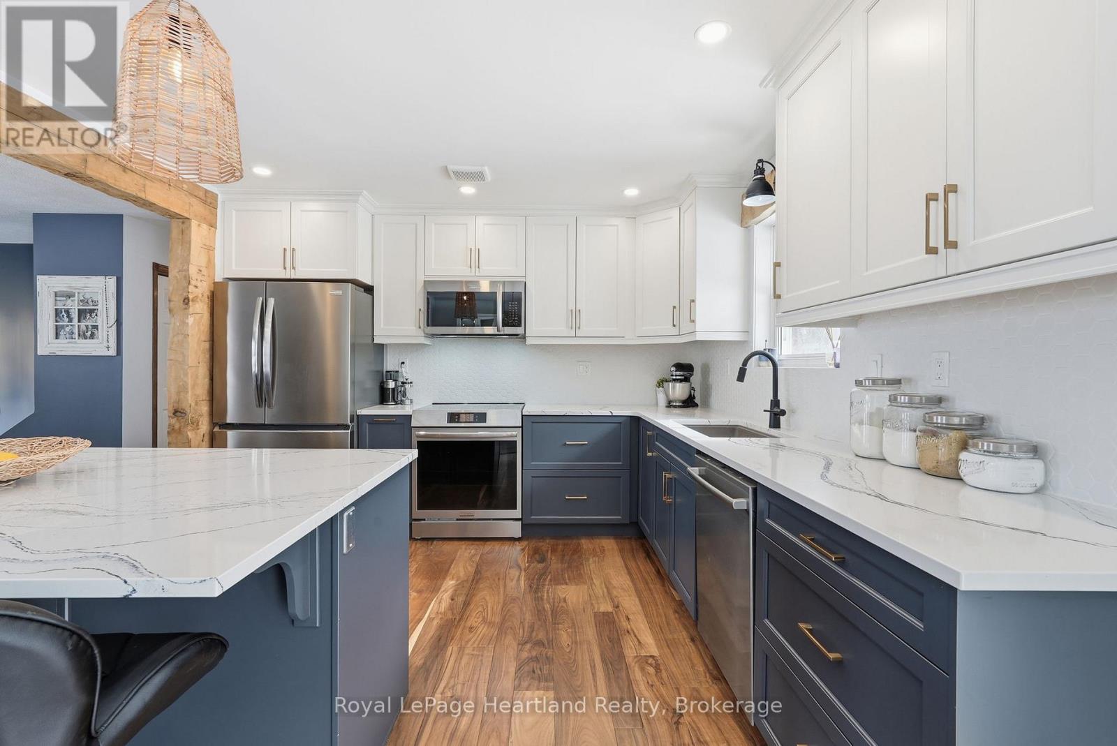 5427 Highway 87 Highway, Minto, Ontario  N0G 1Z0 - Photo 15 - X12847598