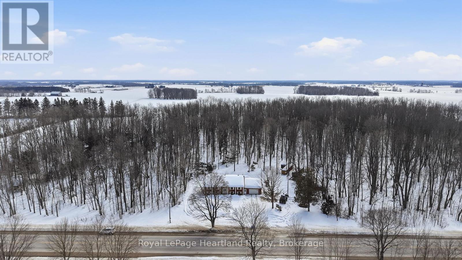 5427 Highway 87 Highway, Minto, Ontario  N0G 1Z0 - Photo 2 - X12847598