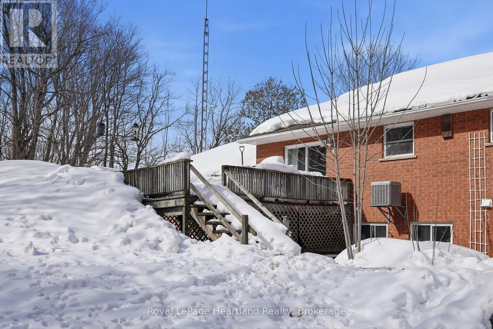 5427 Highway 87 Highway, Minto, Ontario  N0G 1Z0 - Photo 31 - X12847598