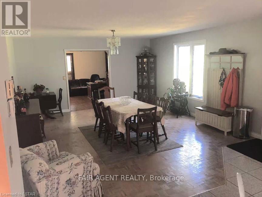 810 Laforest Road, Timmins, Ontario  P4P 7C7 - Photo 11 - T12847612