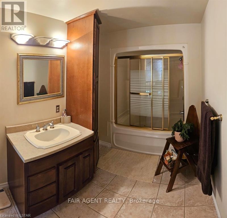 810 Laforest Road, Timmins, Ontario  P4P 7C7 - Photo 32 - T12847612