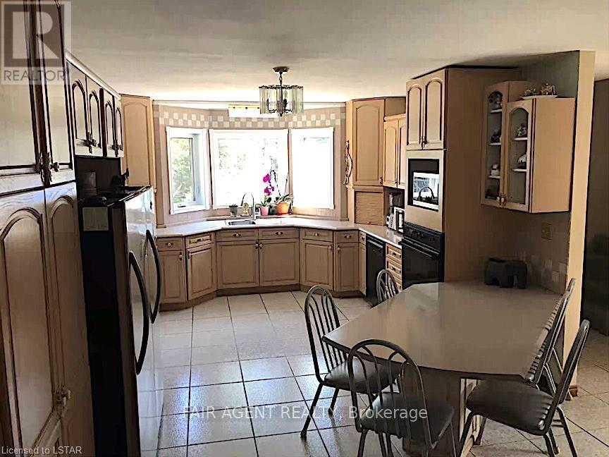 810 Laforest Road, Timmins, Ontario  P4P 7C7 - Photo 7 - T12847612