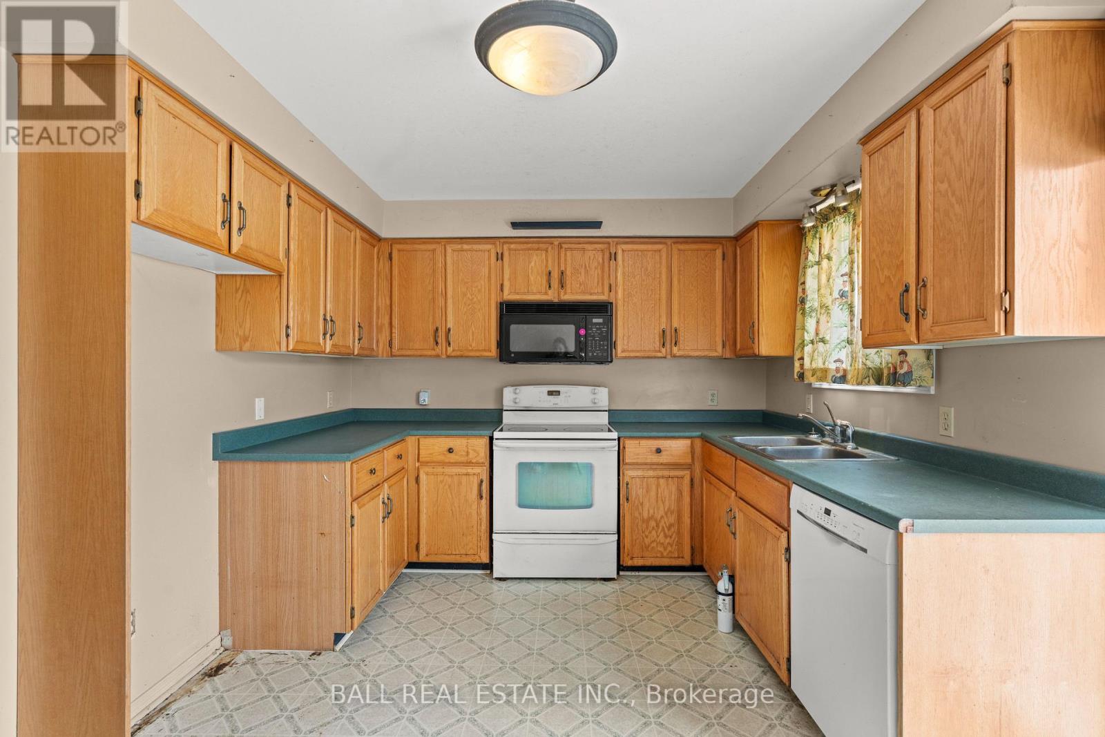 473 Kingsdale Avenue, Kingston (East Gardiners Rd), Ontario  K7M 8A3 - Photo 16 - X12847638