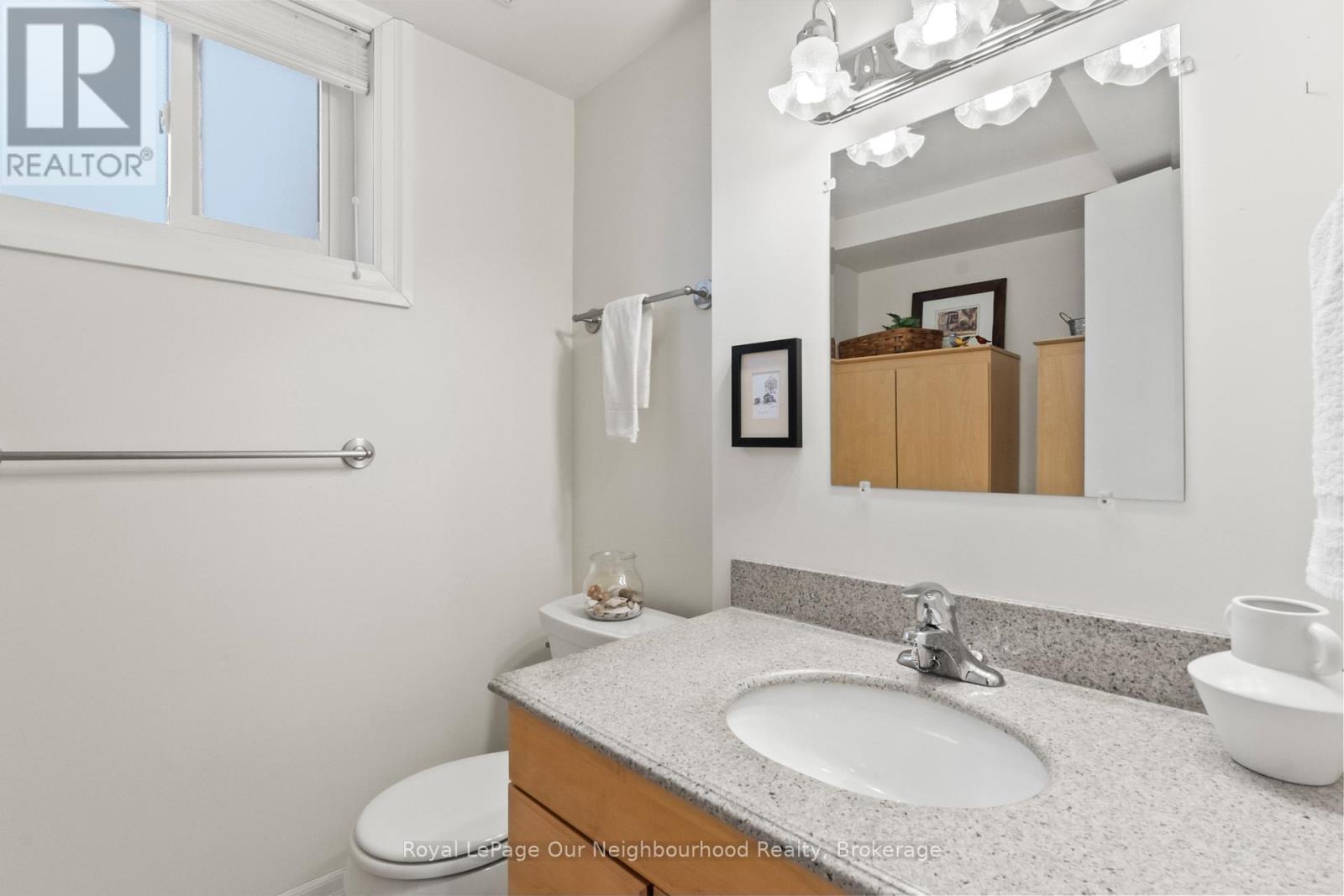 909 Whitefield Drive, Peterborough (Otonabee Ward 1), Ontario  K9J 7W1 - Photo 32 - X12847674