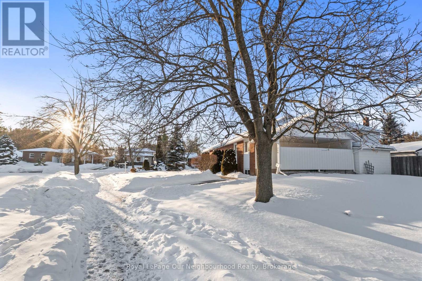 909 Whitefield Drive, Peterborough (Otonabee Ward 1), Ontario  K9J 7W1 - Photo 38 - X12847674