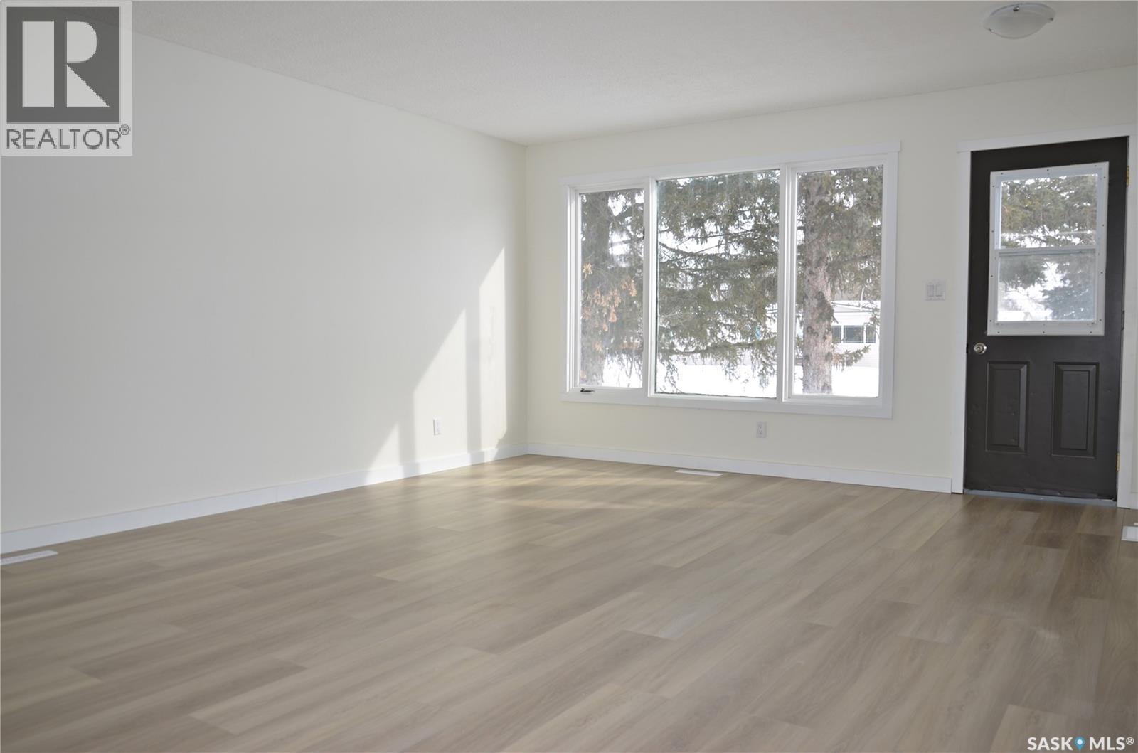 209 Torran Street, Colonsay, Saskatchewan  S0K 0Z6 - Photo 7 - SK029660