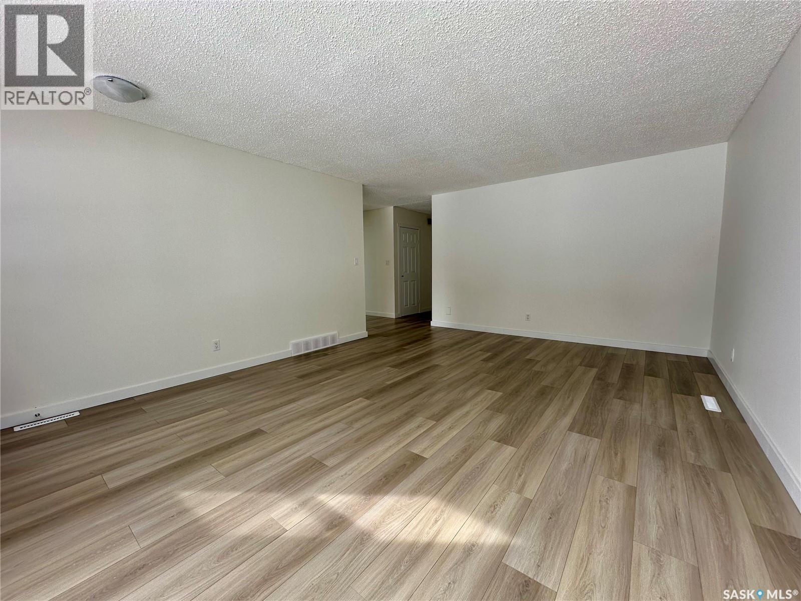 209 Torran Street, Colonsay, Saskatchewan  S0K 0Z6 - Photo 9 - SK029660